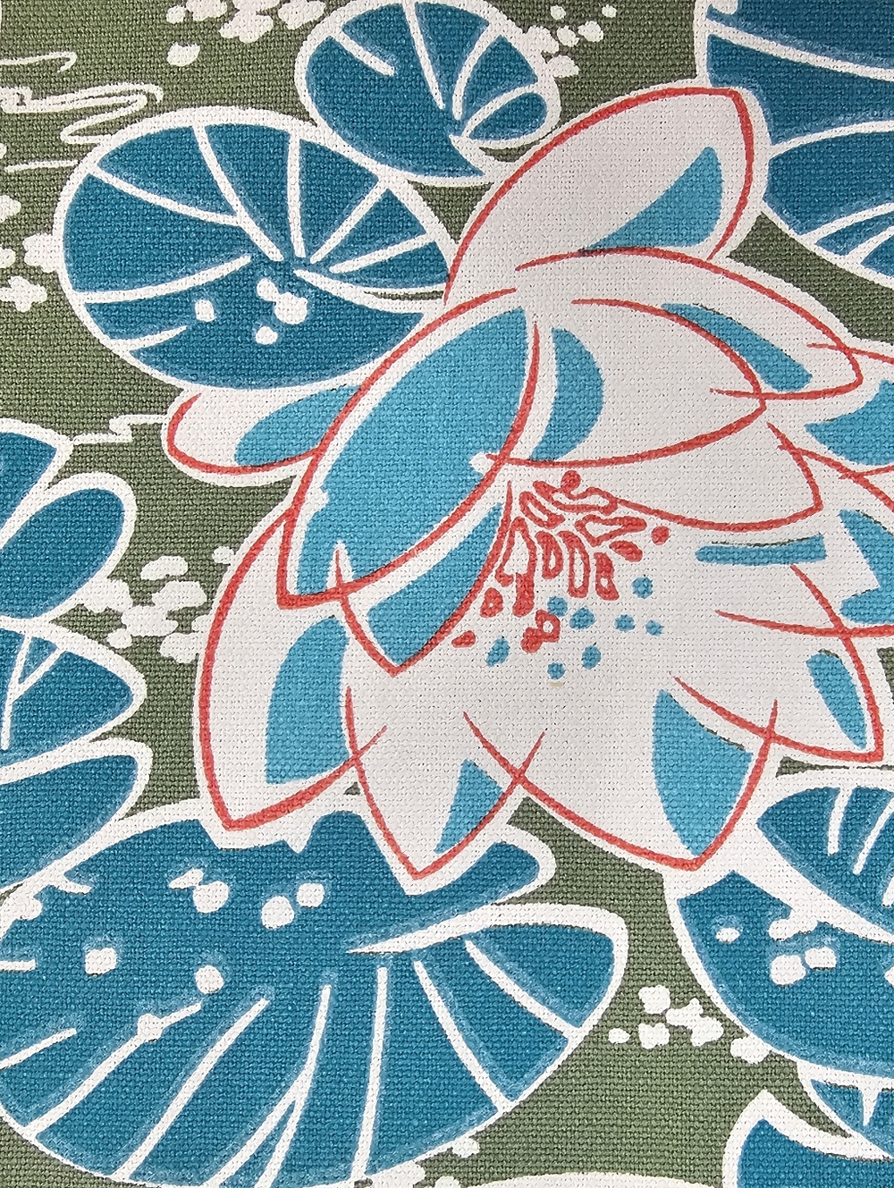 Water Lilies Table Runner NWT Size 13X72